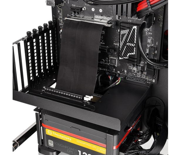 Thermaltake Core P3 Curved Edition - 569212 - zdjęcie 7